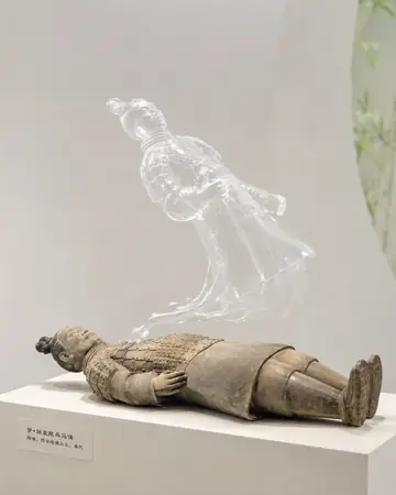 E-commerce Main Image - Out-of-Body Spirit Photography