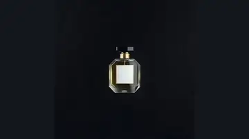 E-commerce Main Image - Minimal Luxury Perfume Product Shot