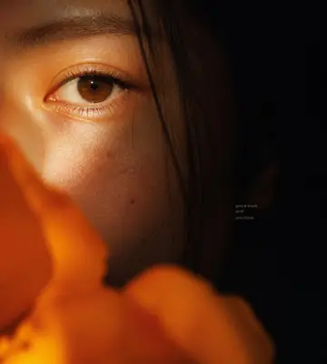 Profile / Avatar - Intimate Floral Macro Portrait