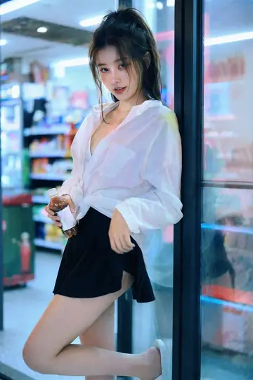 Late-Night Convenience Store Neon Girl