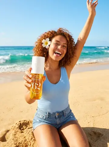E-commerce Main Image - Beachfront Lifestyle Product Photography